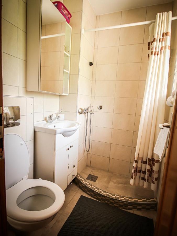 Home Eden Dobrenica Bihać Exteriör bild